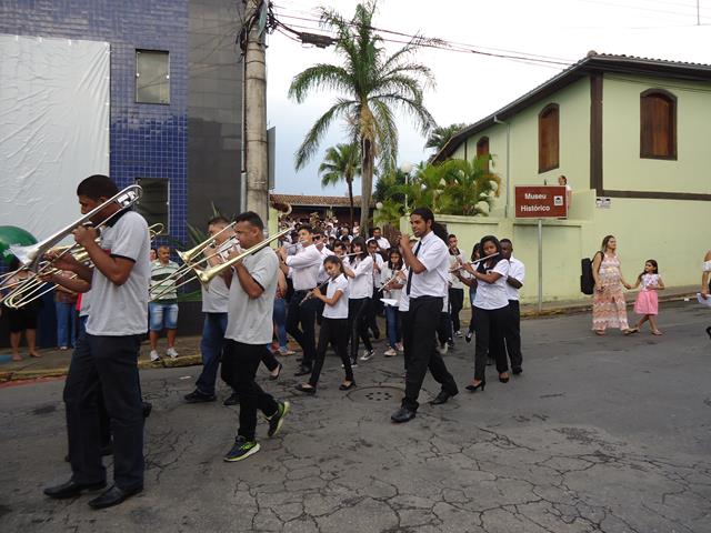 api-modulos/fotos/img/galeria_cat_culturais_497/497/12473/15º ENCONTRO DE BANDAS - 29.09.2018 (8).jpg